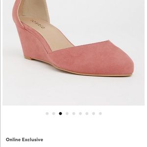 Torrid blush wedge